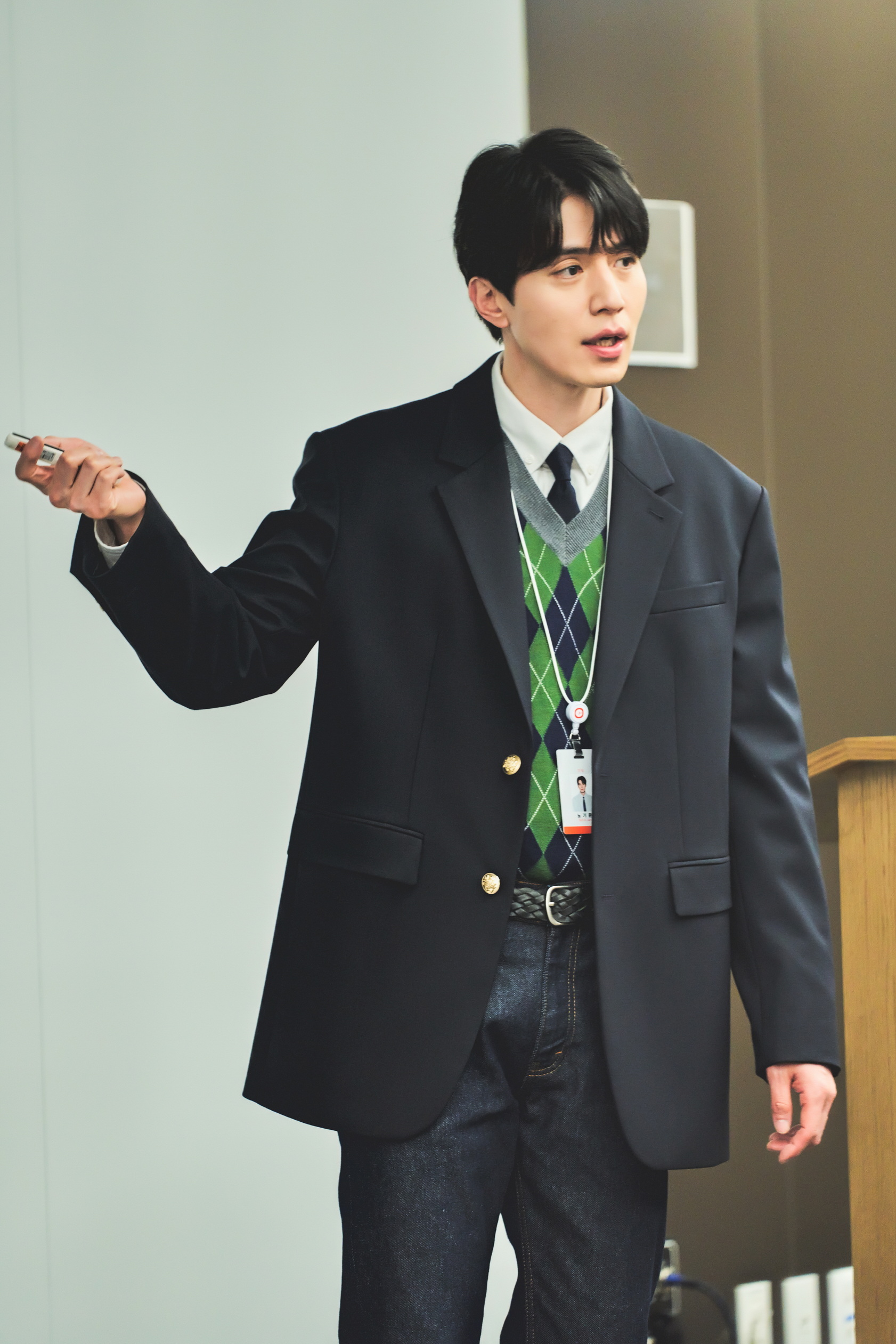 เรื่องย่อ The Divorce Insurance  เกมรักประกันใจ