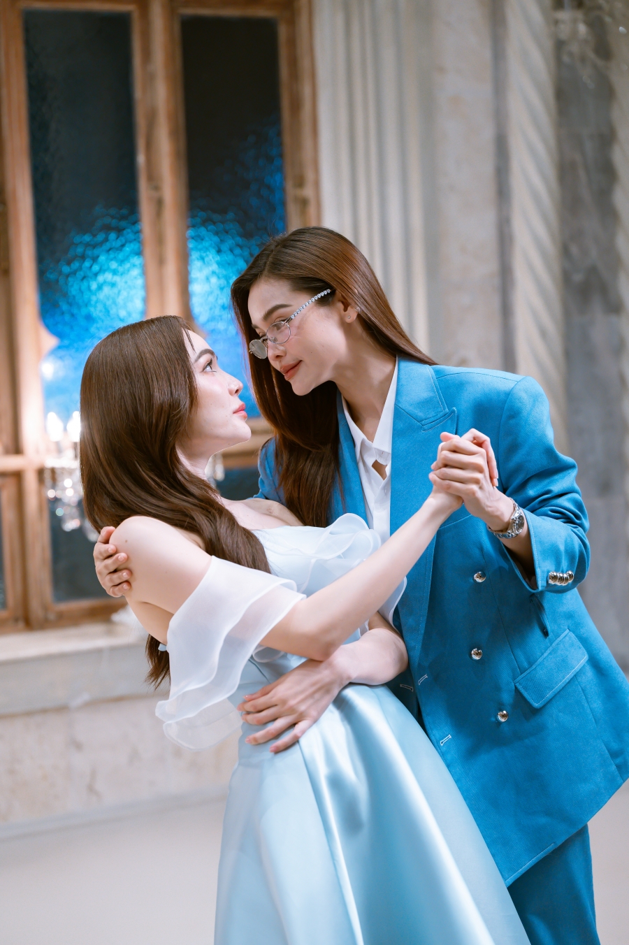 นทีร้อยเล่ห์ อิงฟ้า-ชาล็อต