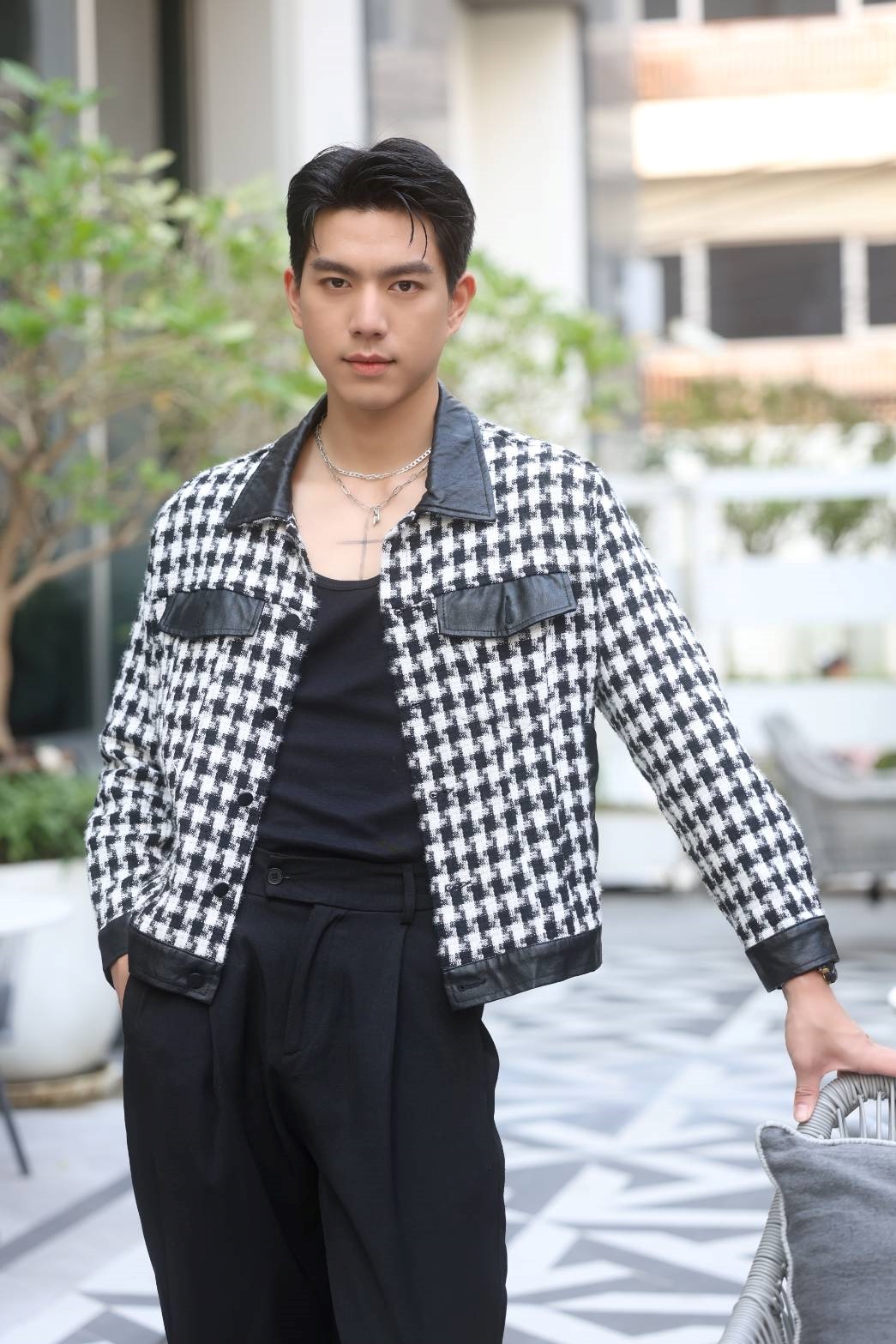 บนพระจันทร์มีกระต่าย ไบร์ท