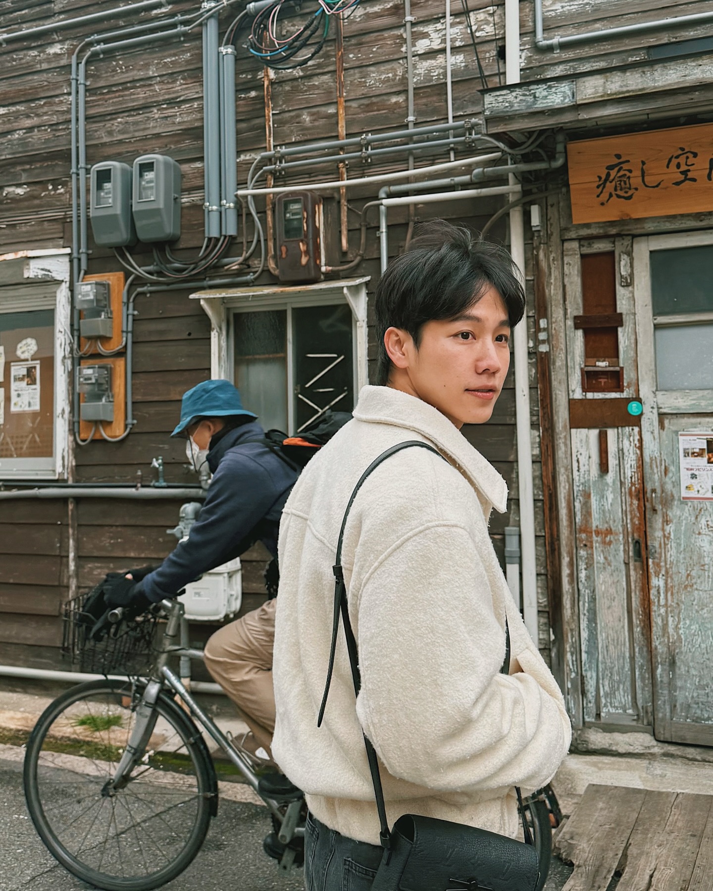 หยิ่น-วอร์ ต่อยผีที่เวียดนาม