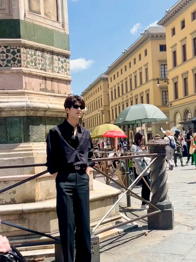 จางหลิงเฮ่อ  พระเอกจีน