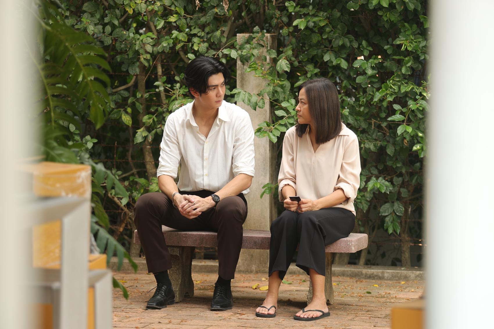 เมื่อตะวันลับฟ้า ep 17