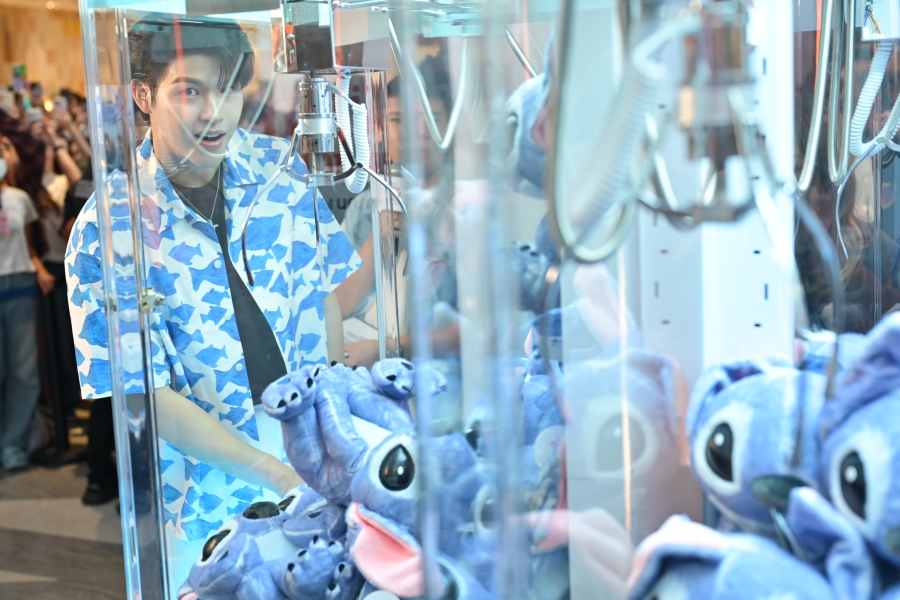 Disney s Lilo & Stitch ลีโลแอนด์สติทช์