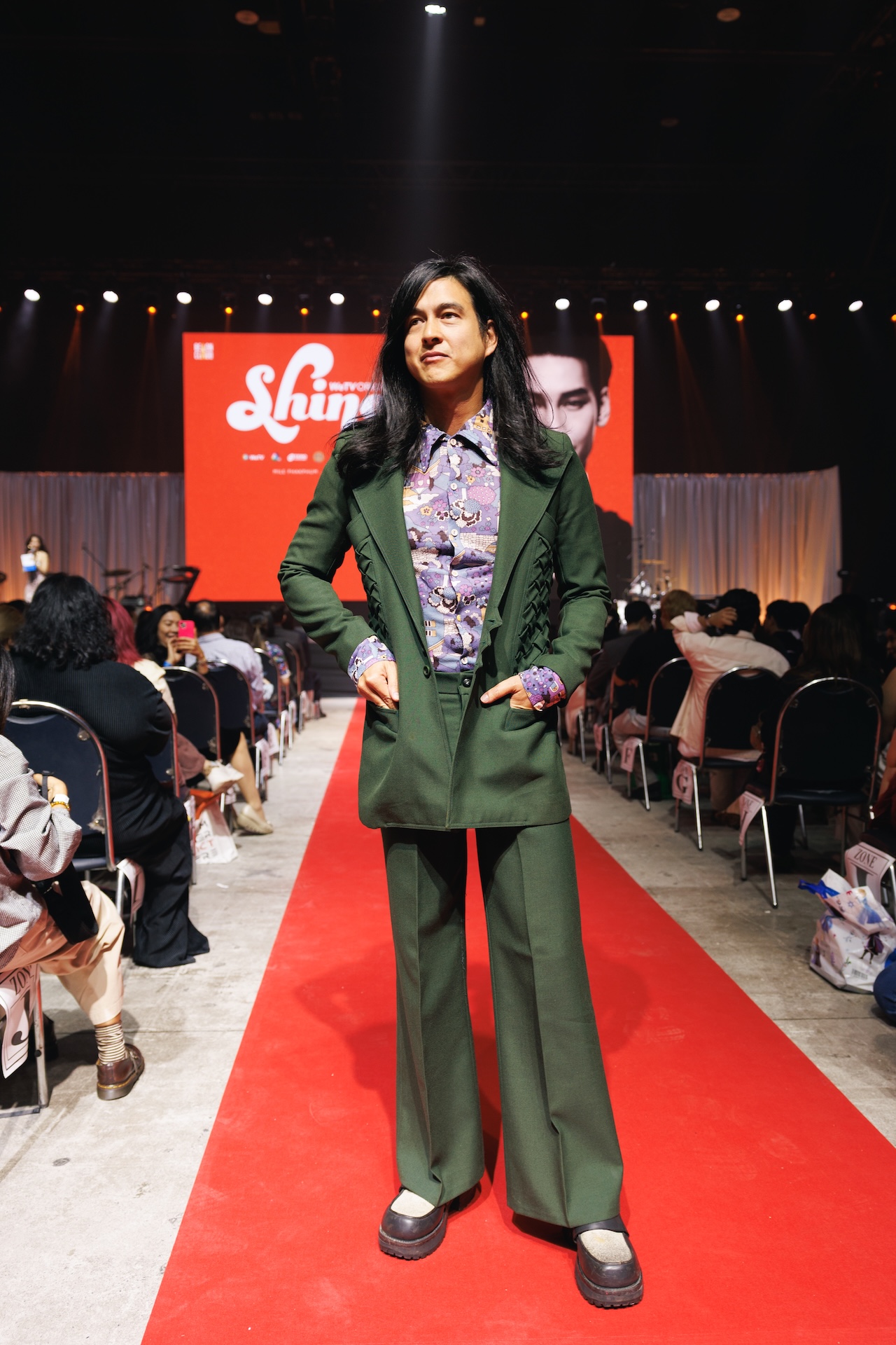 เปิดตัว 