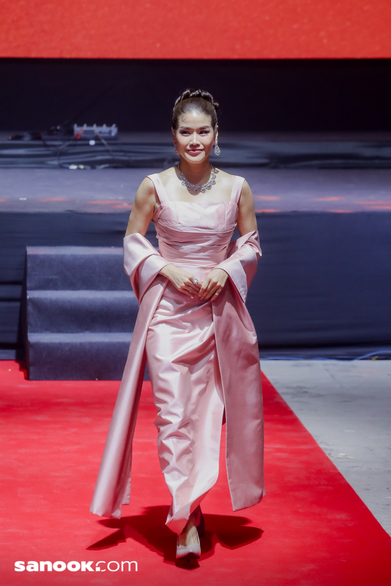 เปิดตัว 