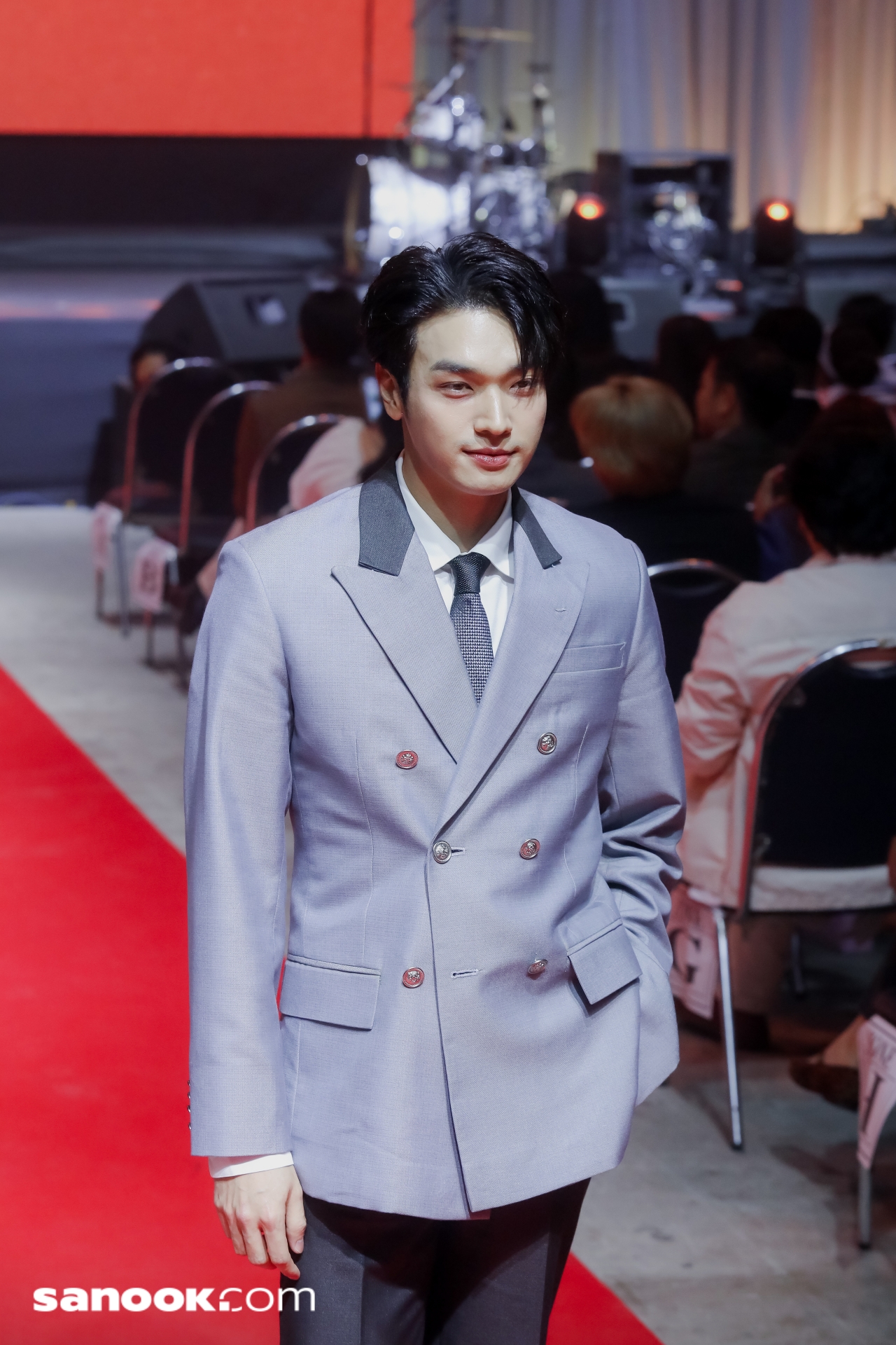 เปิดตัว 