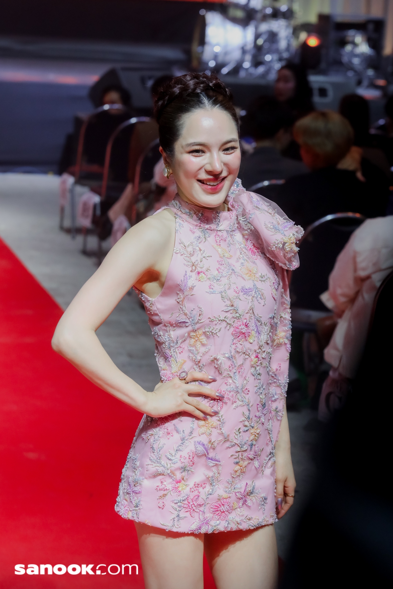 เปิดตัว 