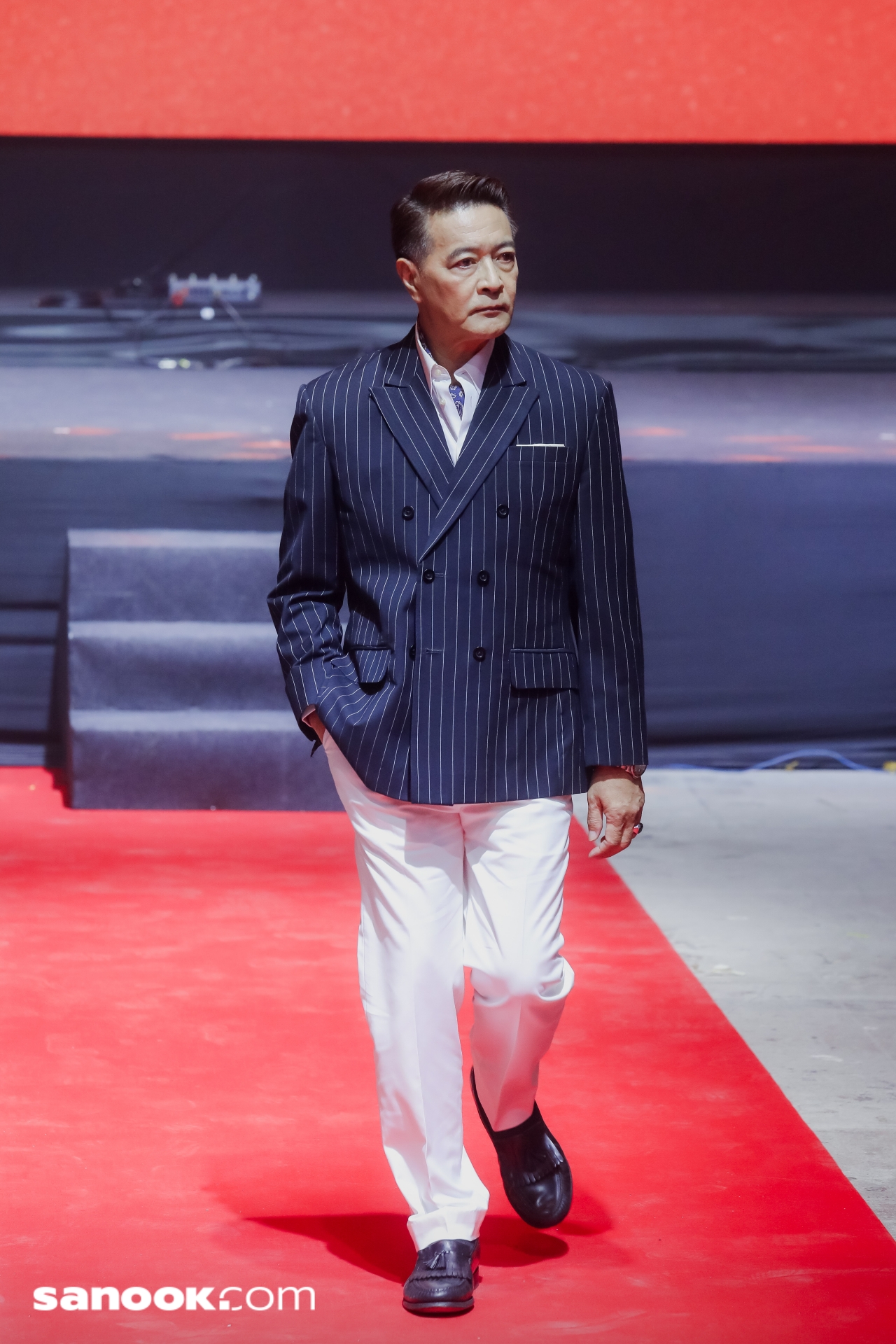 เปิดตัว 