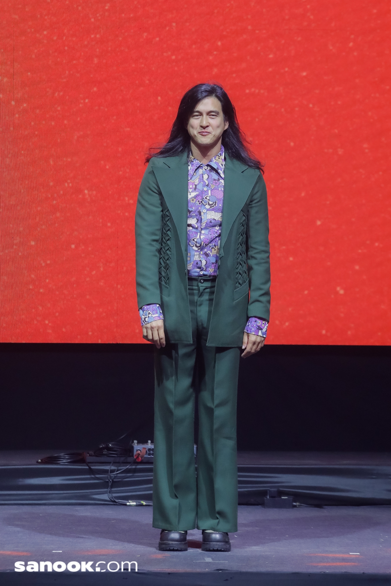 เปิดตัว 