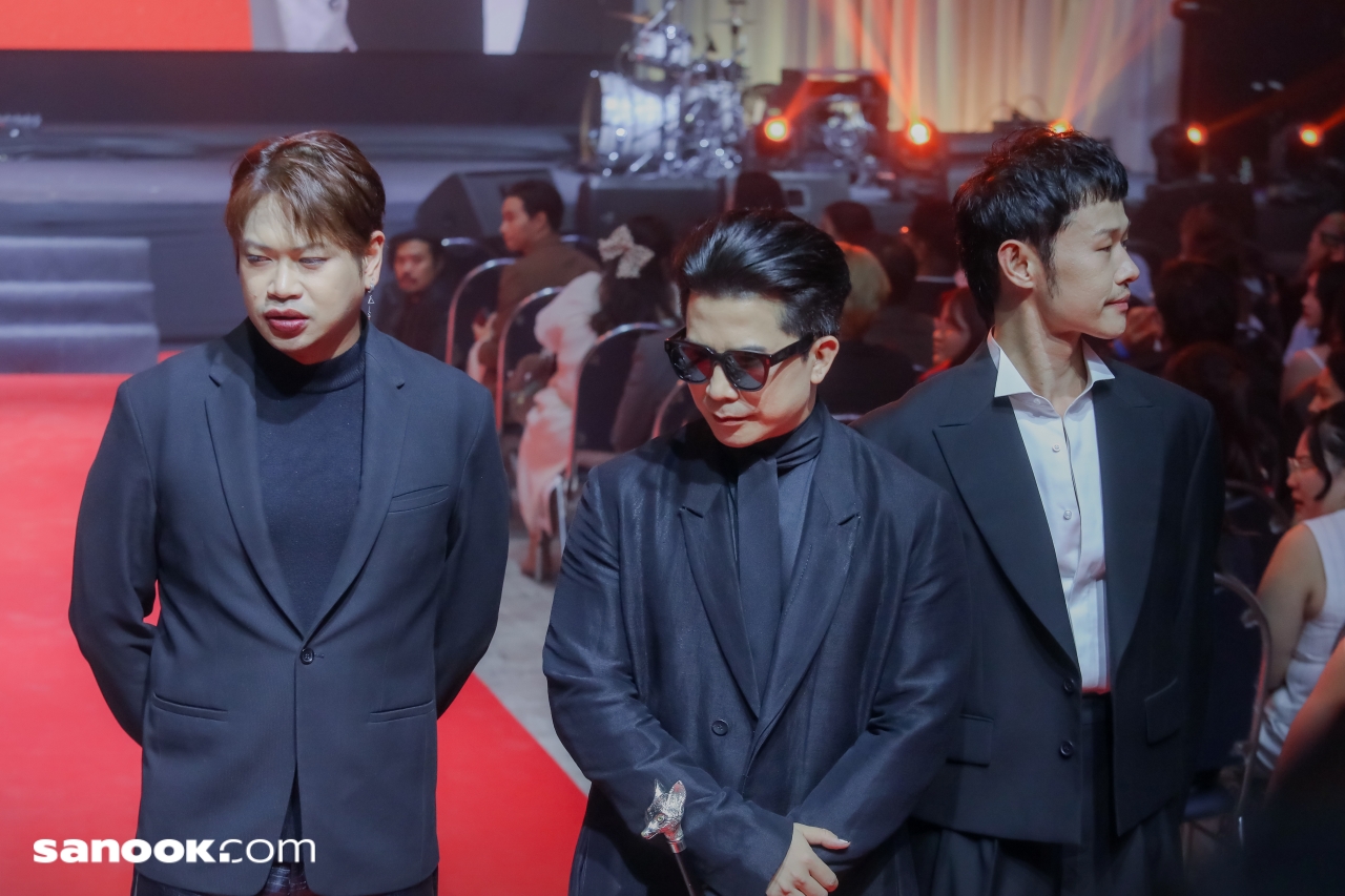 เปิดตัว 