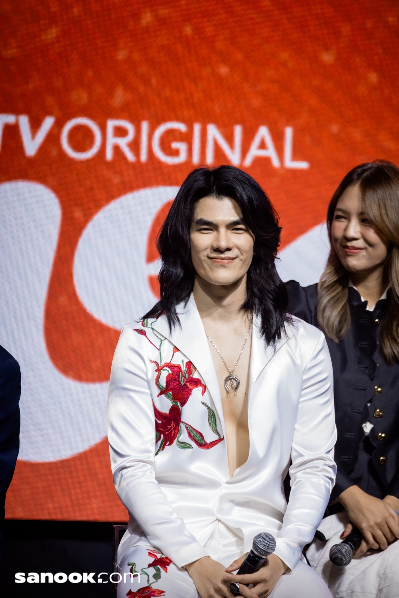 เปิดตัว 