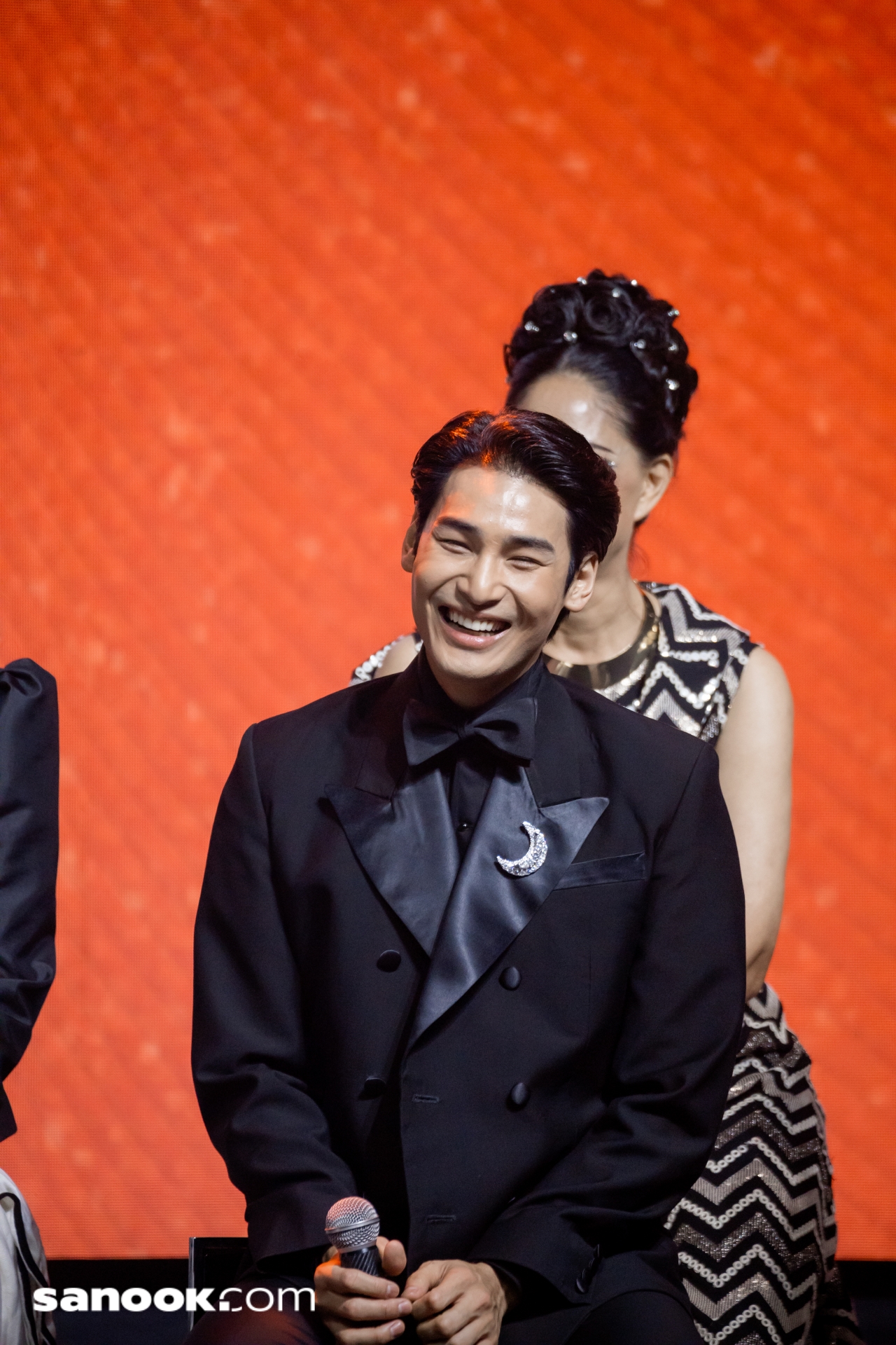 เปิดตัว 