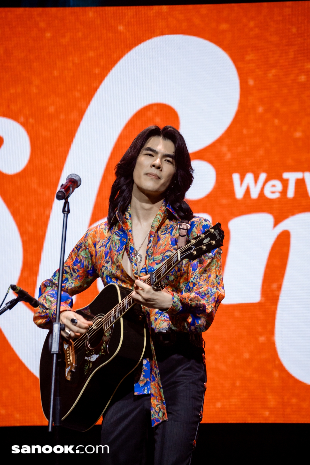 เปิดตัว 