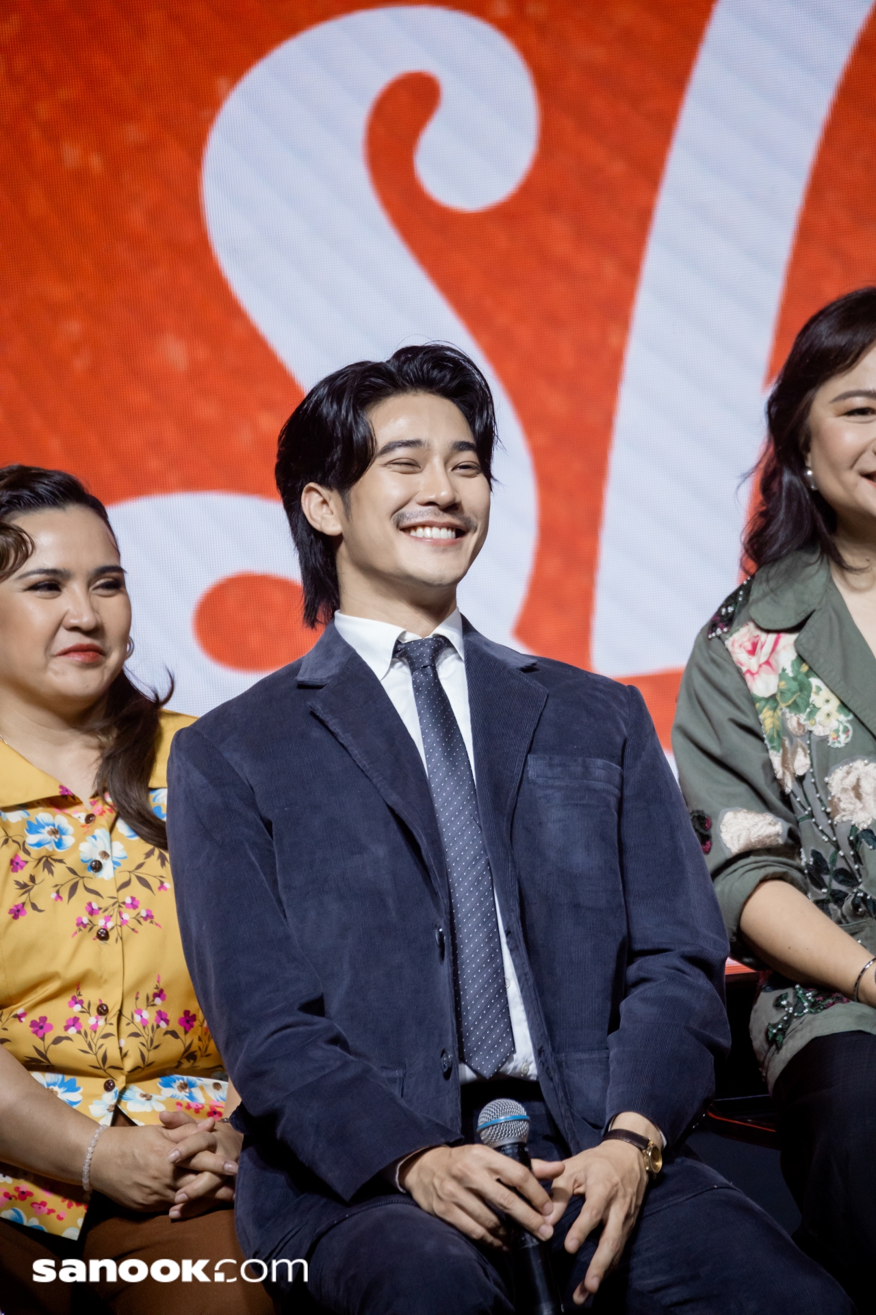 เปิดตัว 