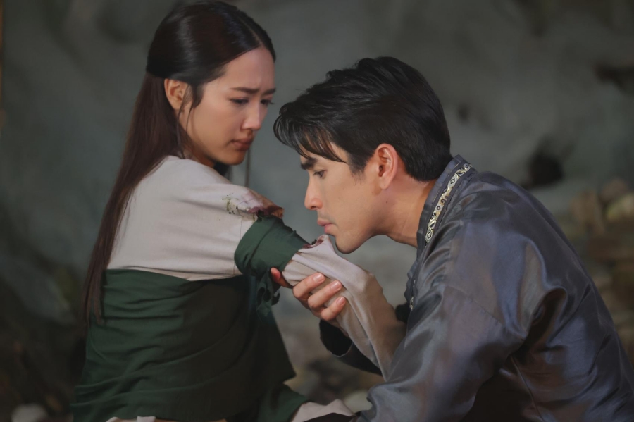 เรื่องย่อ ใจขังเจ้า