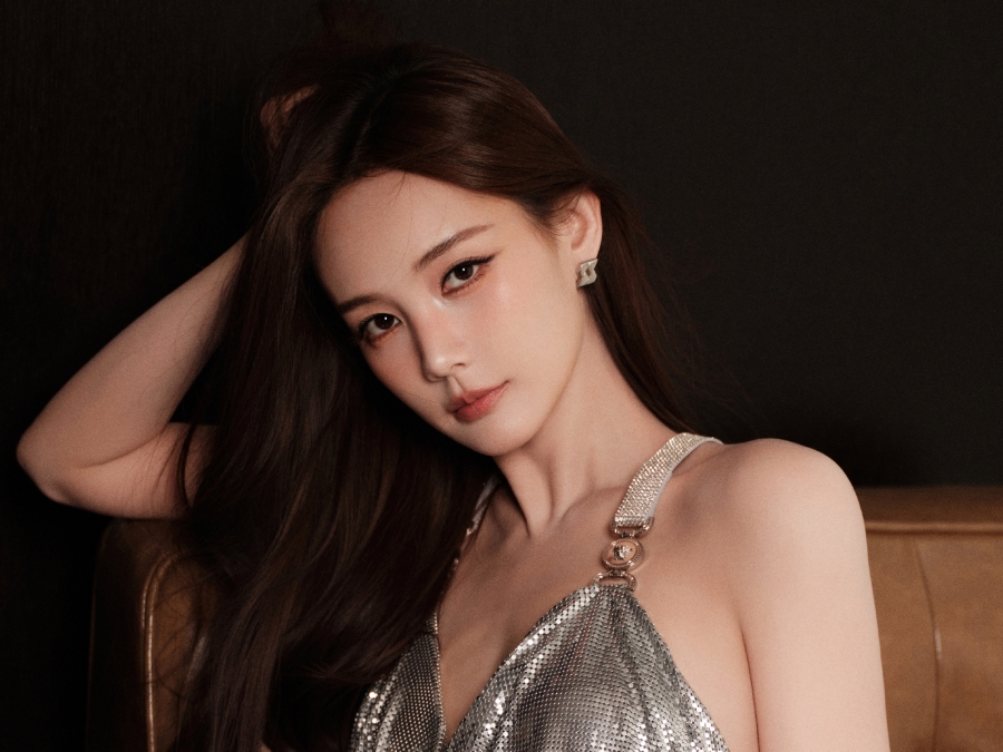 ประวัติ หลี่อี้ถง (Li Yi Tong) นางเอกจีน