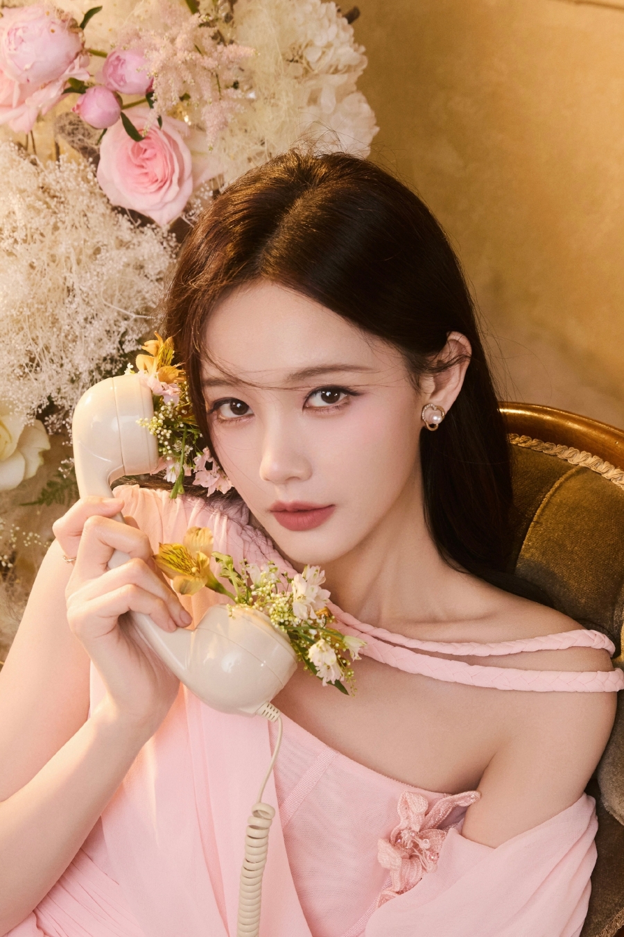 ประวัติ หลี่อี้ถง (Li Yi Tong) นางเอกจีน