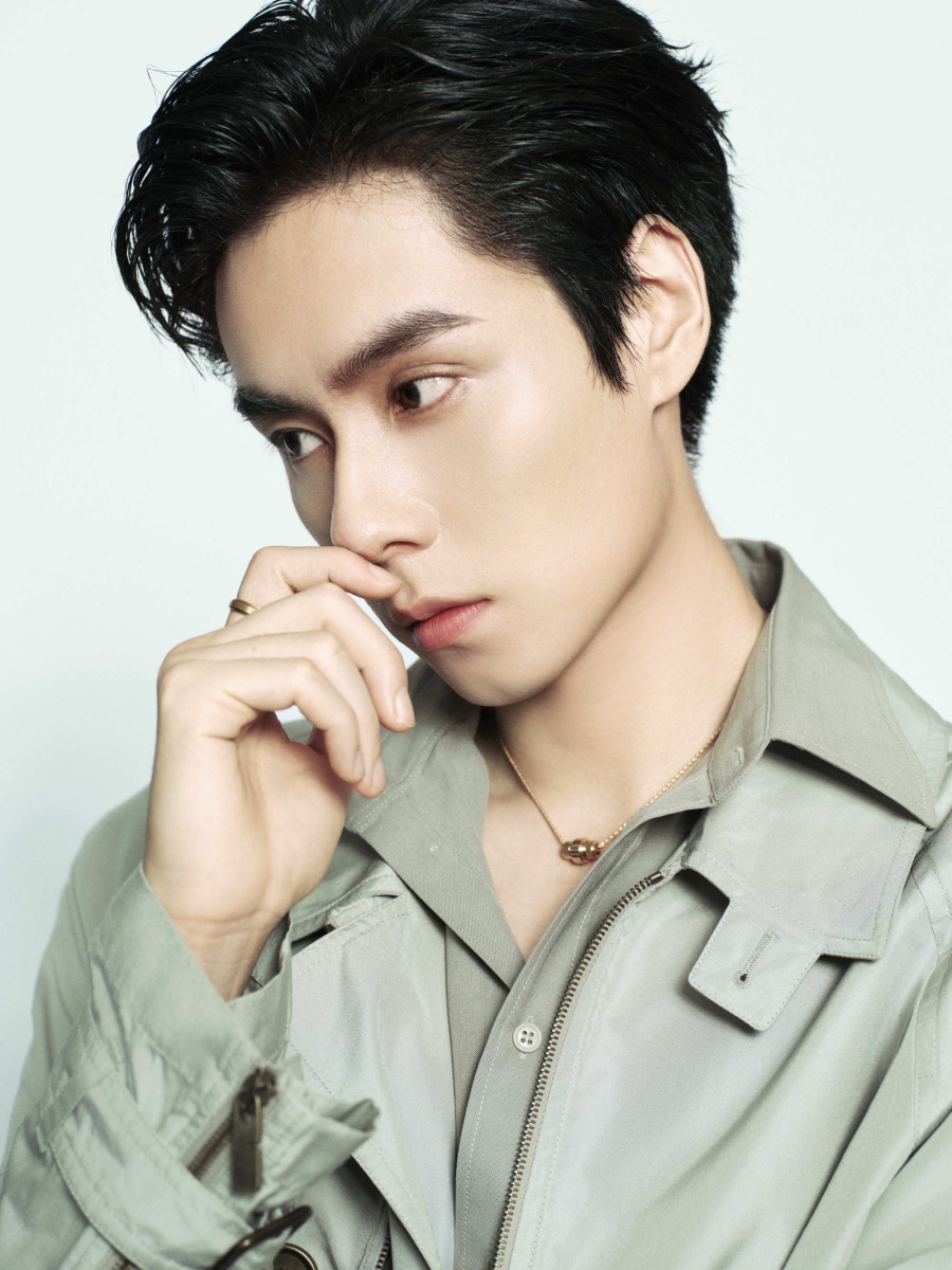 ประวัติ หูอี้เทียน Hu Yi Tian 