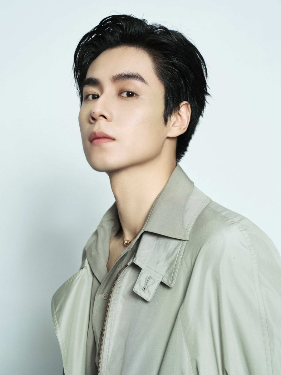 ประวัติ หูอี้เทียน Hu Yi Tian 