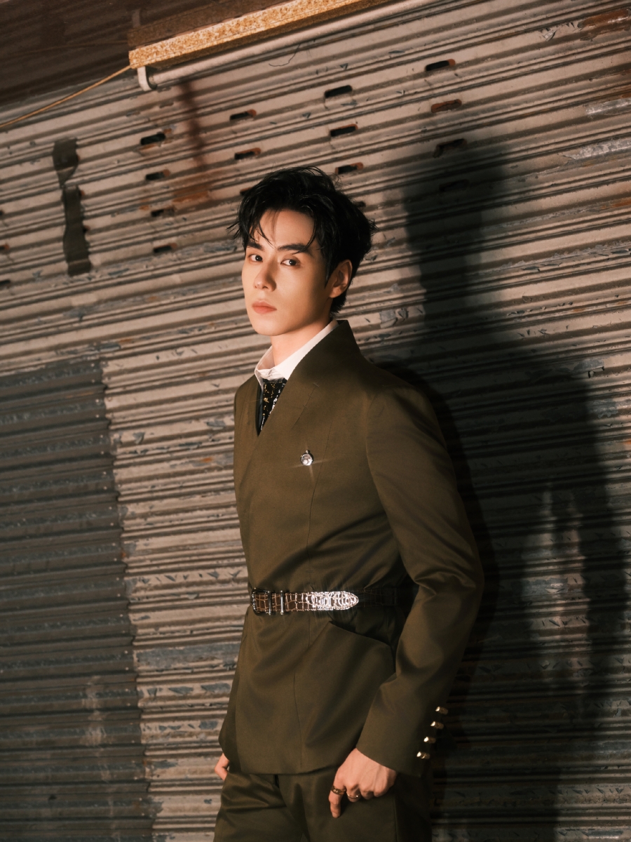 ประวัติ หูอี้เทียน Hu Yi Tian 