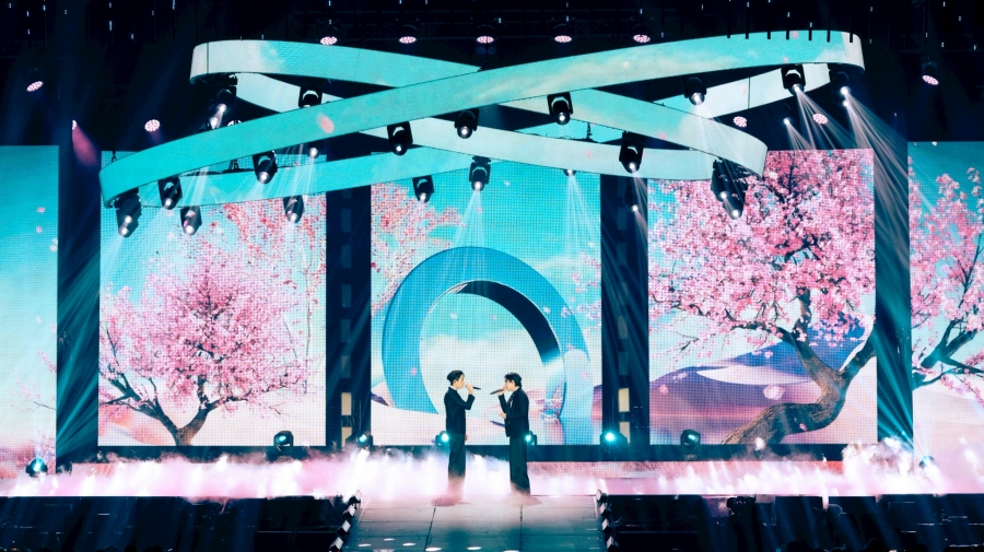 William Est WE Magnetic FANCON