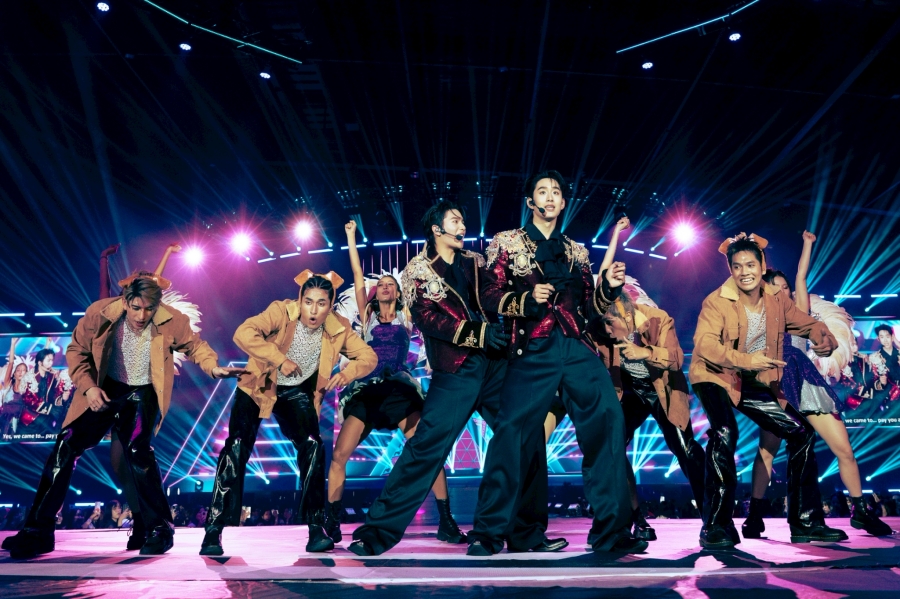 William Est WE Magnetic FANCON