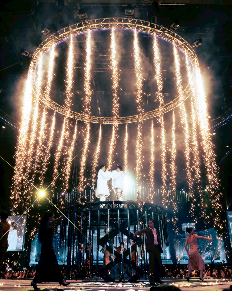 William Est WE Magnetic FANCON