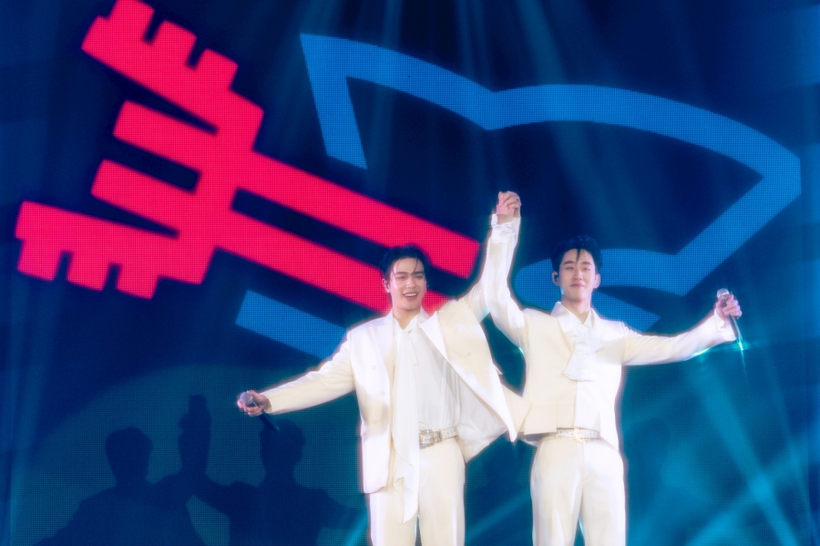 William Est WE Magnetic FANCON