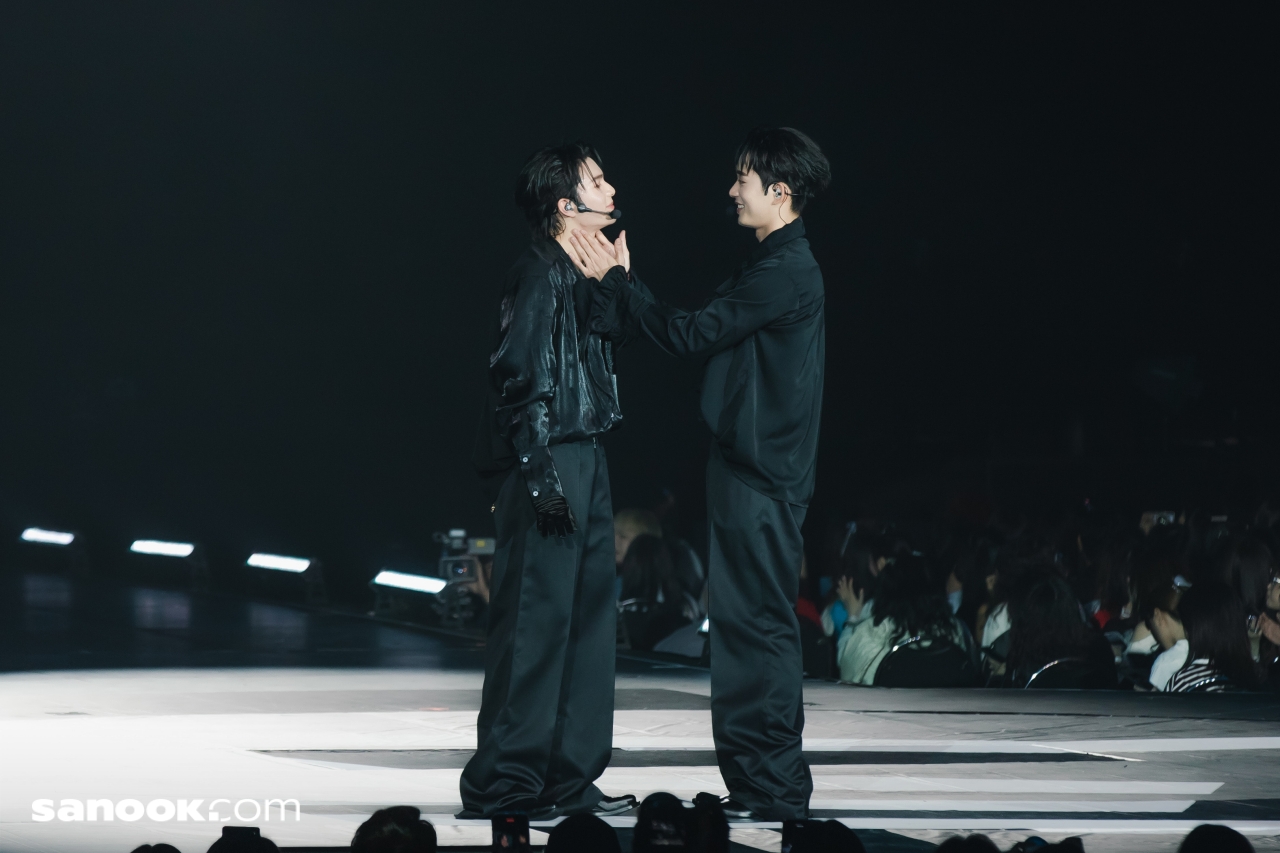 William Est WE Magnetic FANCON