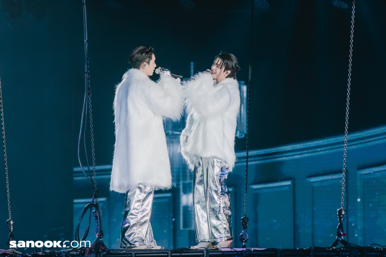 William Est WE Magnetic FANCON