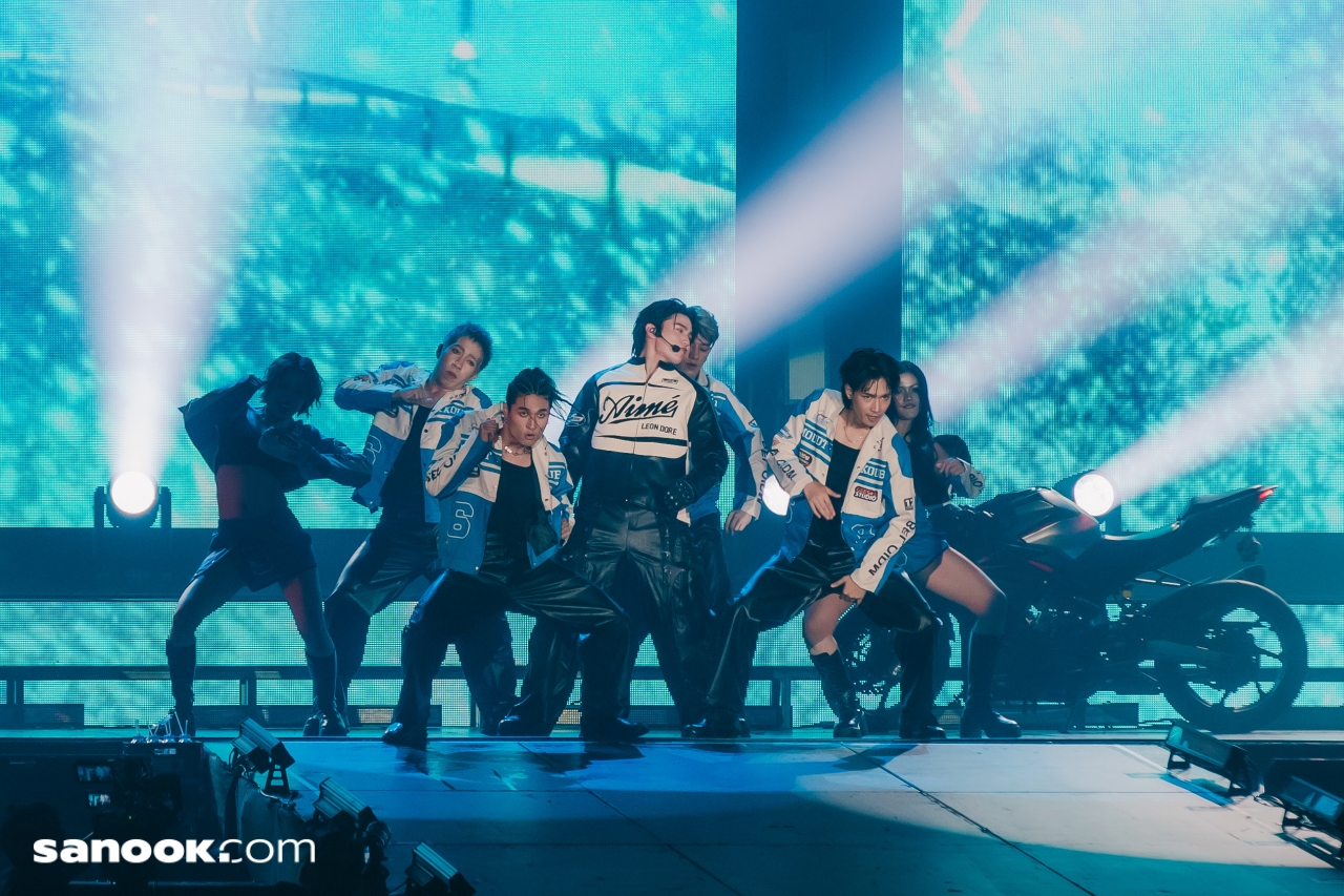 William Est WE Magnetic FANCON