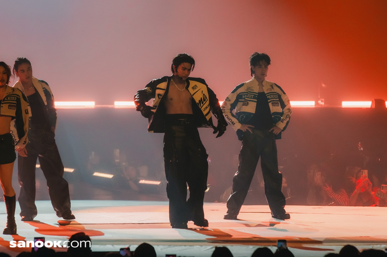 William Est WE Magnetic FANCON