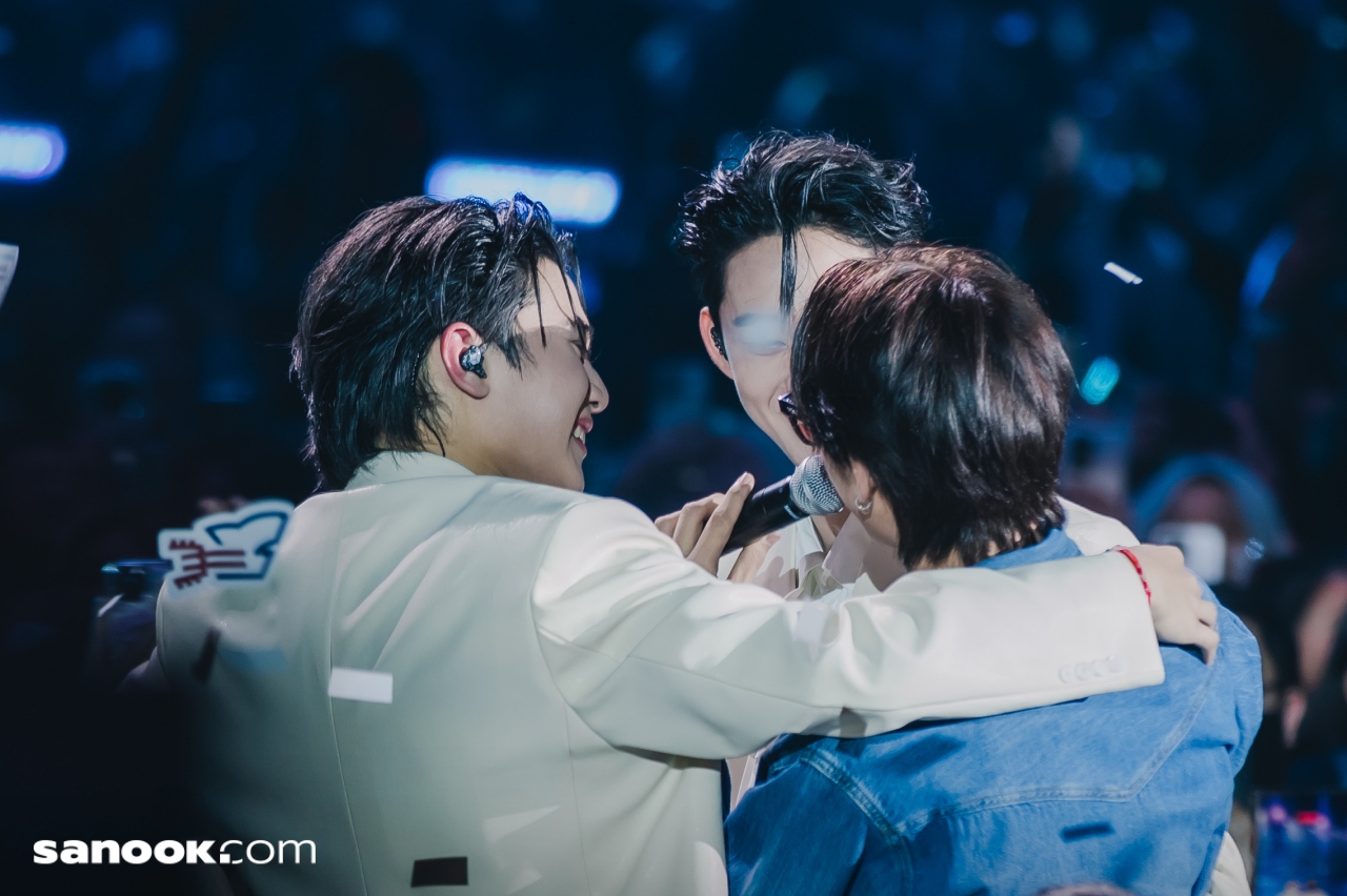 William Est WE Magnetic FANCON