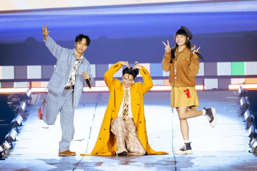 Junior Mark ShineRise FANCON