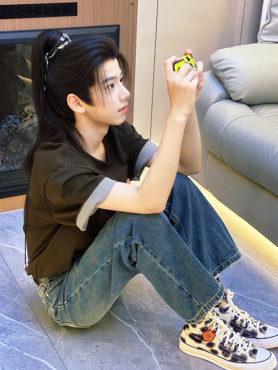 ประวัติ หลินจื่อเย่ (Lin Zi Ye)