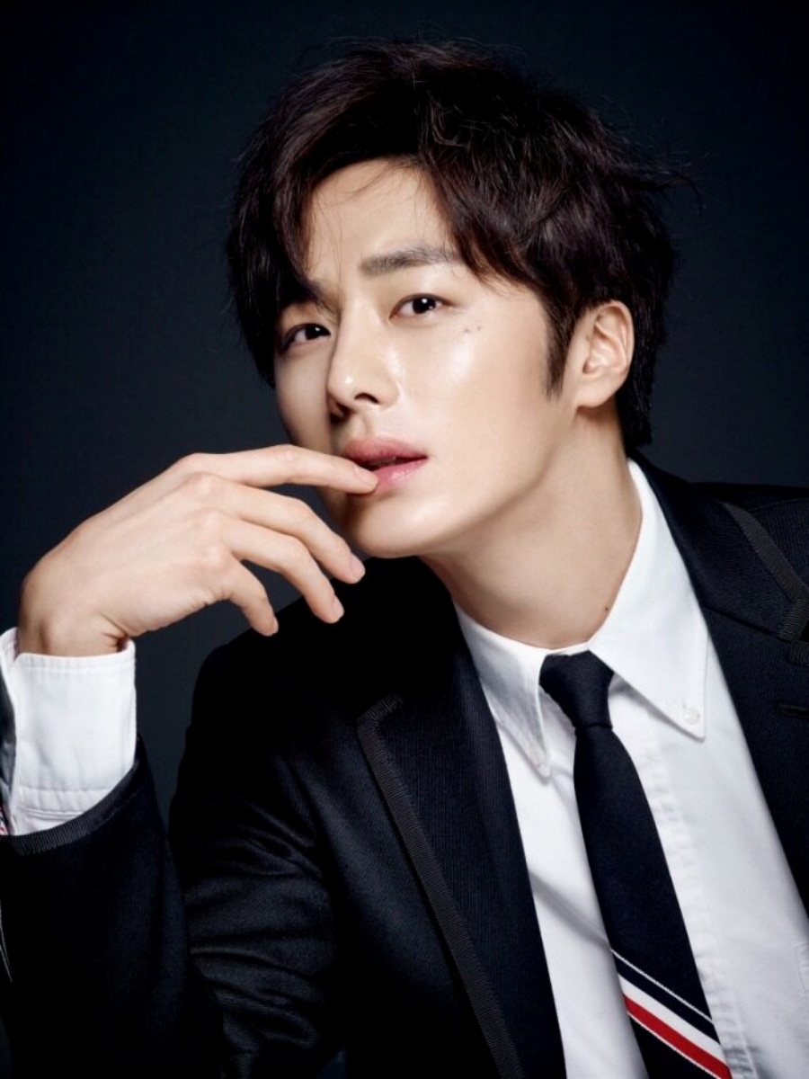 จองอิลอู จองแฮอิน เป็นทายาทสายโชซอนเดียวกัน 