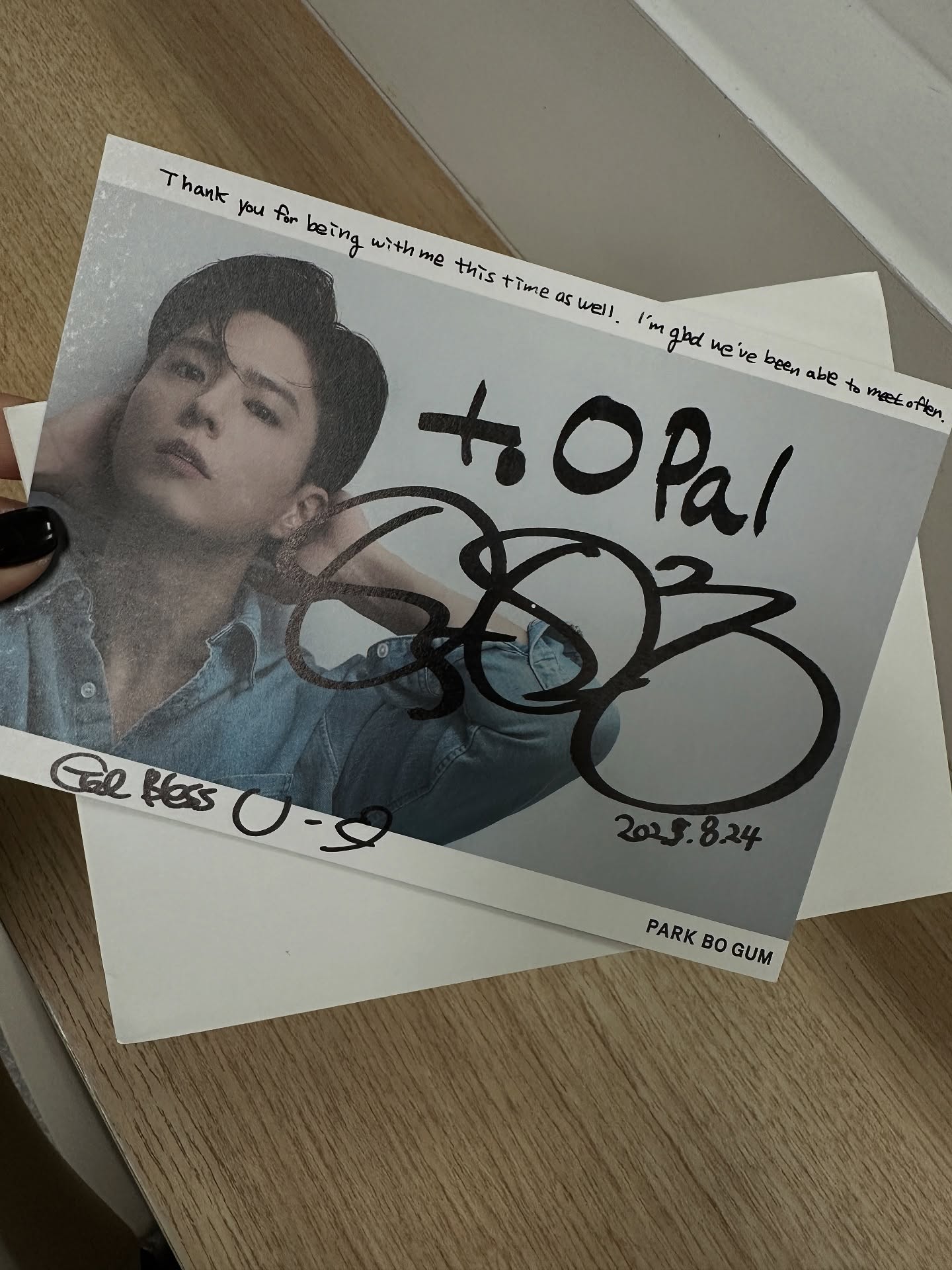 พัคโบกอมอบอุ่นเกินต้าน! เขียนการ์ดภาษาไทยมอบให้ “โอปอล์” เองกับมือ