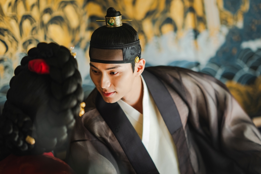 ทำความรู้จัก “อีแชมิน” พระเอกดาวรุ่งเกาหลี