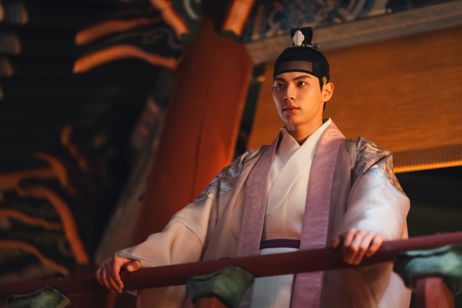 ทำความรู้จัก “อีแชมิน” พระเอกดาวรุ่งเกาหลี