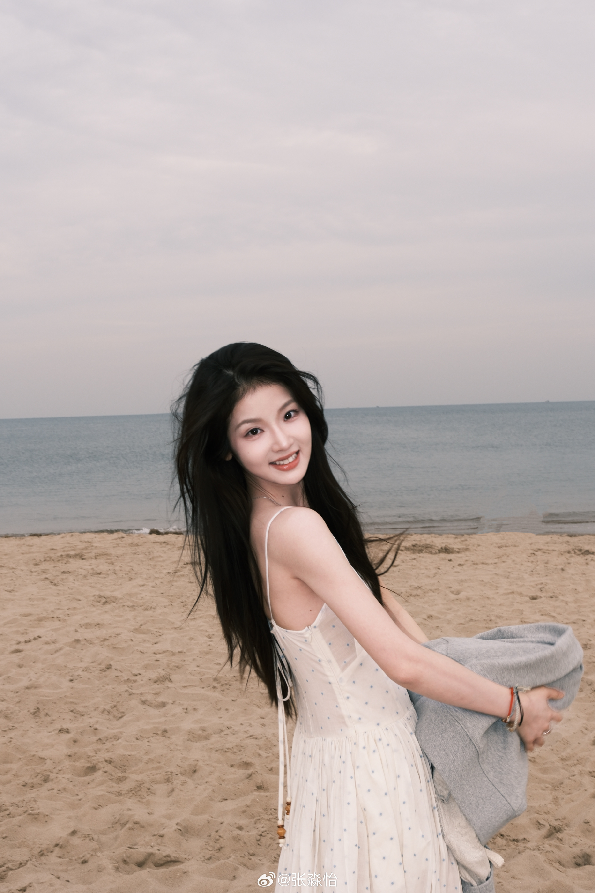 ไม่เหมือนเดิม?  ชาวเน็ตถามแรง!