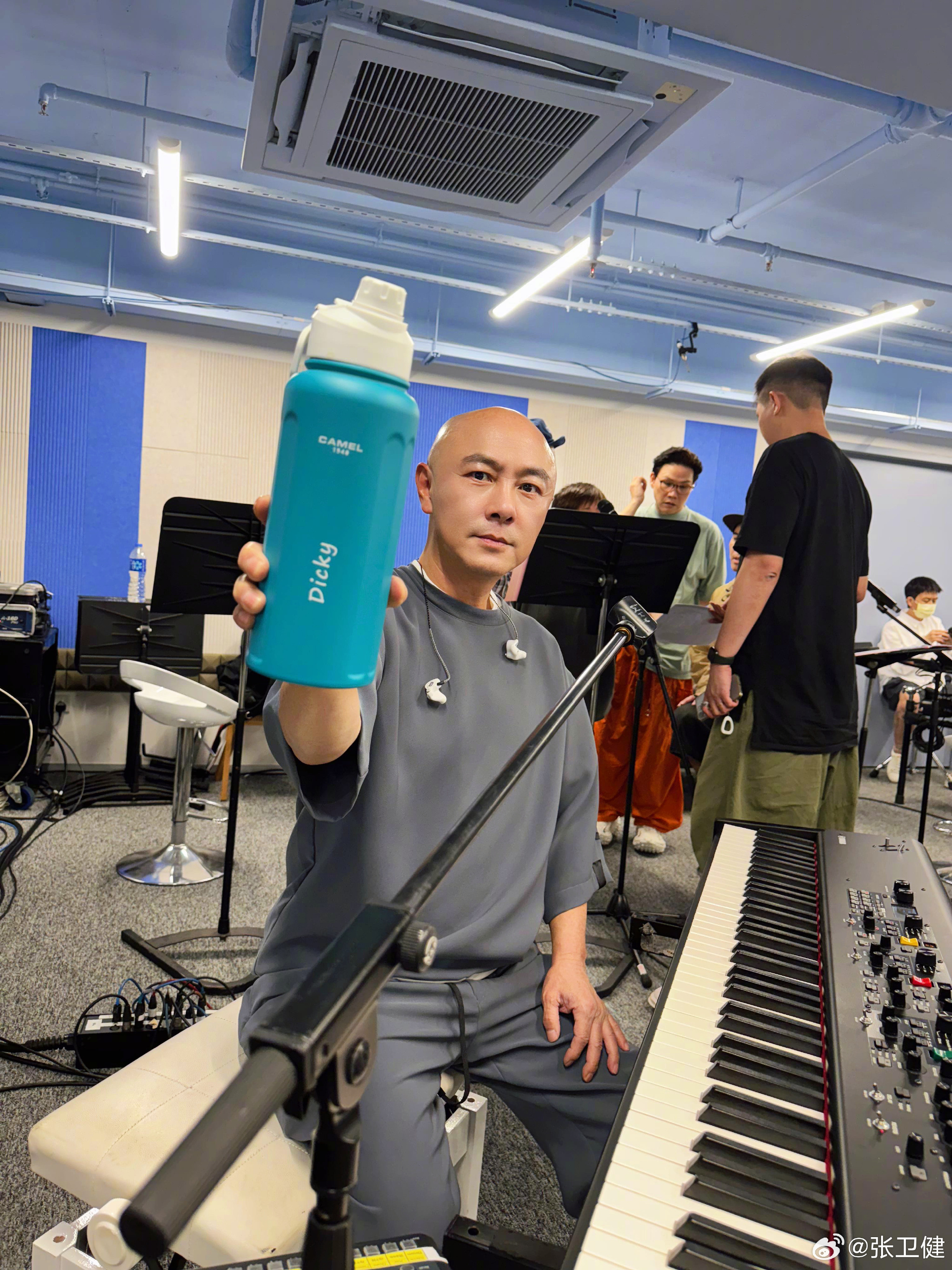 จางเหว่ยเจี้ยน เผยความทรงจำสุดเจ็บปวดในวัยเด็ก