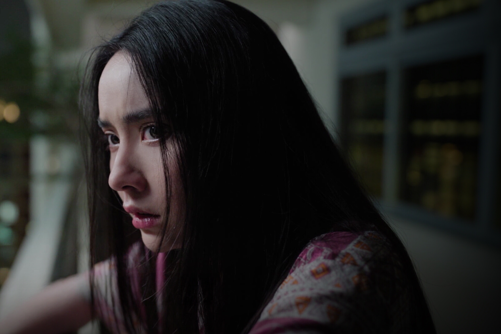 เรื่องย่อ ทวิญ ร่างฉัน วิญญาณเธอ Decalcomania (2025) ซีรีส์ดราม่าเหนือธรรมชาติ