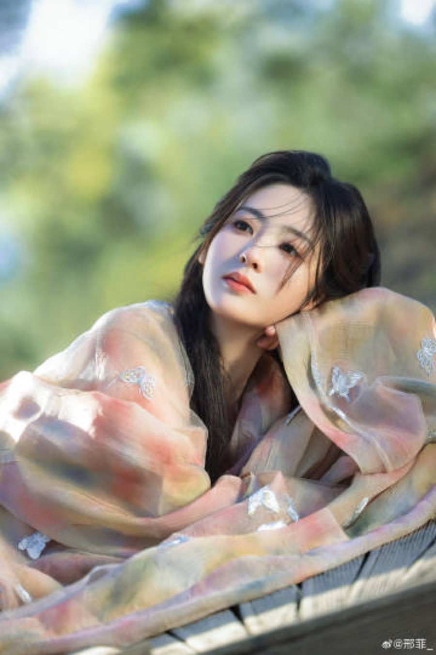 จากคู่จอแก้วสู่คู่จริง? “ซิงเฟย” และ “สวี่ฟางโจว” ถูกจับตาความสัมพันธ์พิเศษ