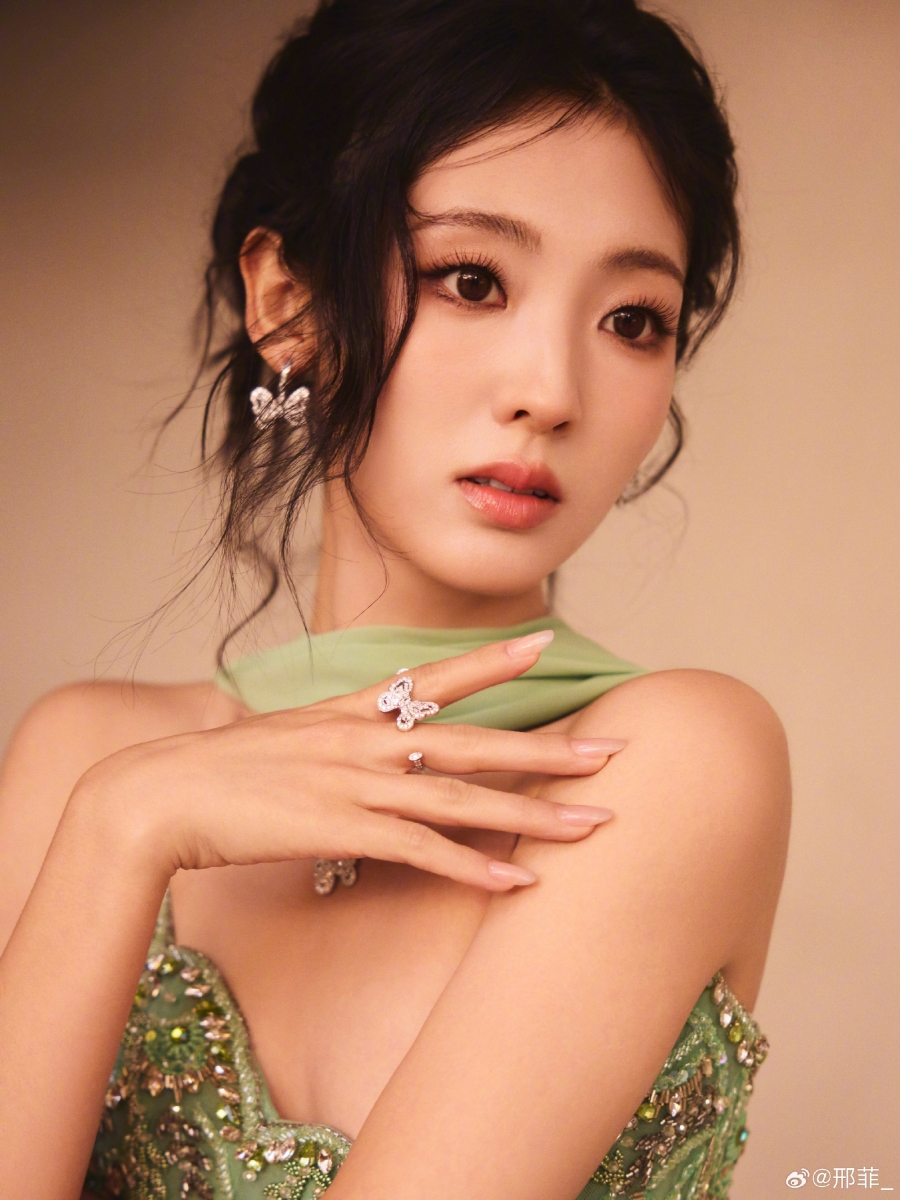 จากคู่จอแก้วสู่คู่จริง? “ซิงเฟย” และ “สวี่ฟางโจว” ถูกจับตาความสัมพันธ์พิเศษ