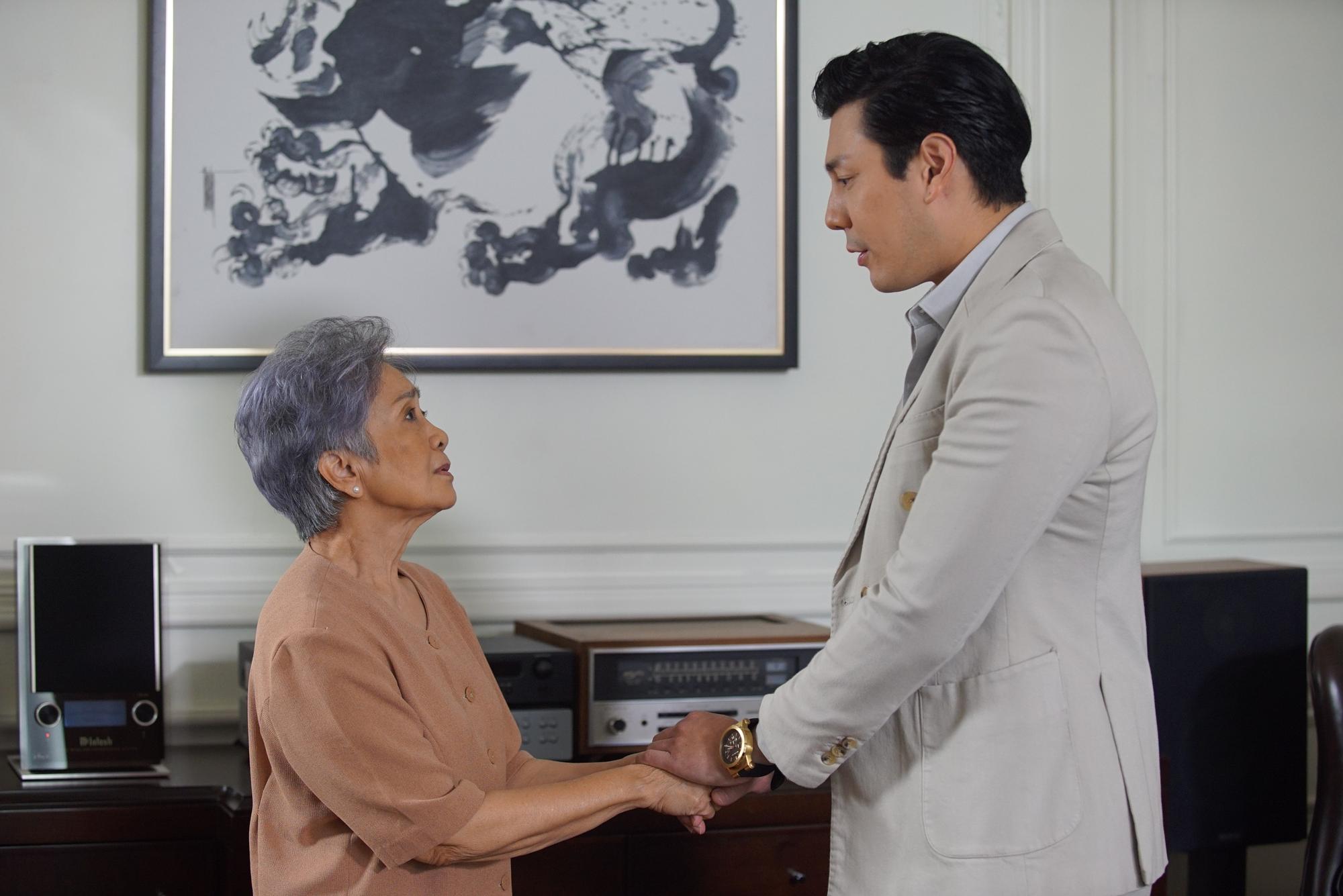 เรื่องย่อ น้ำผึ้งขม 2025