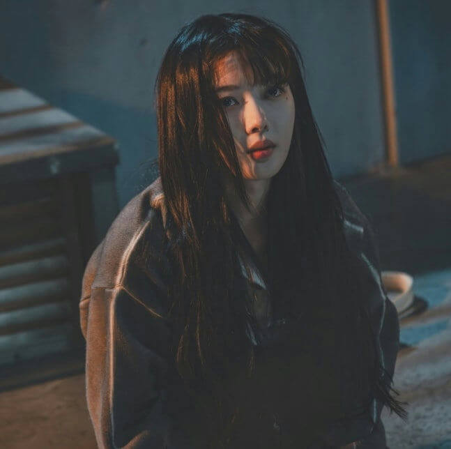 พลิกโฉม คิมยูจอง จากใสซื่อสู่สาวตัวร้ายใน Dear X