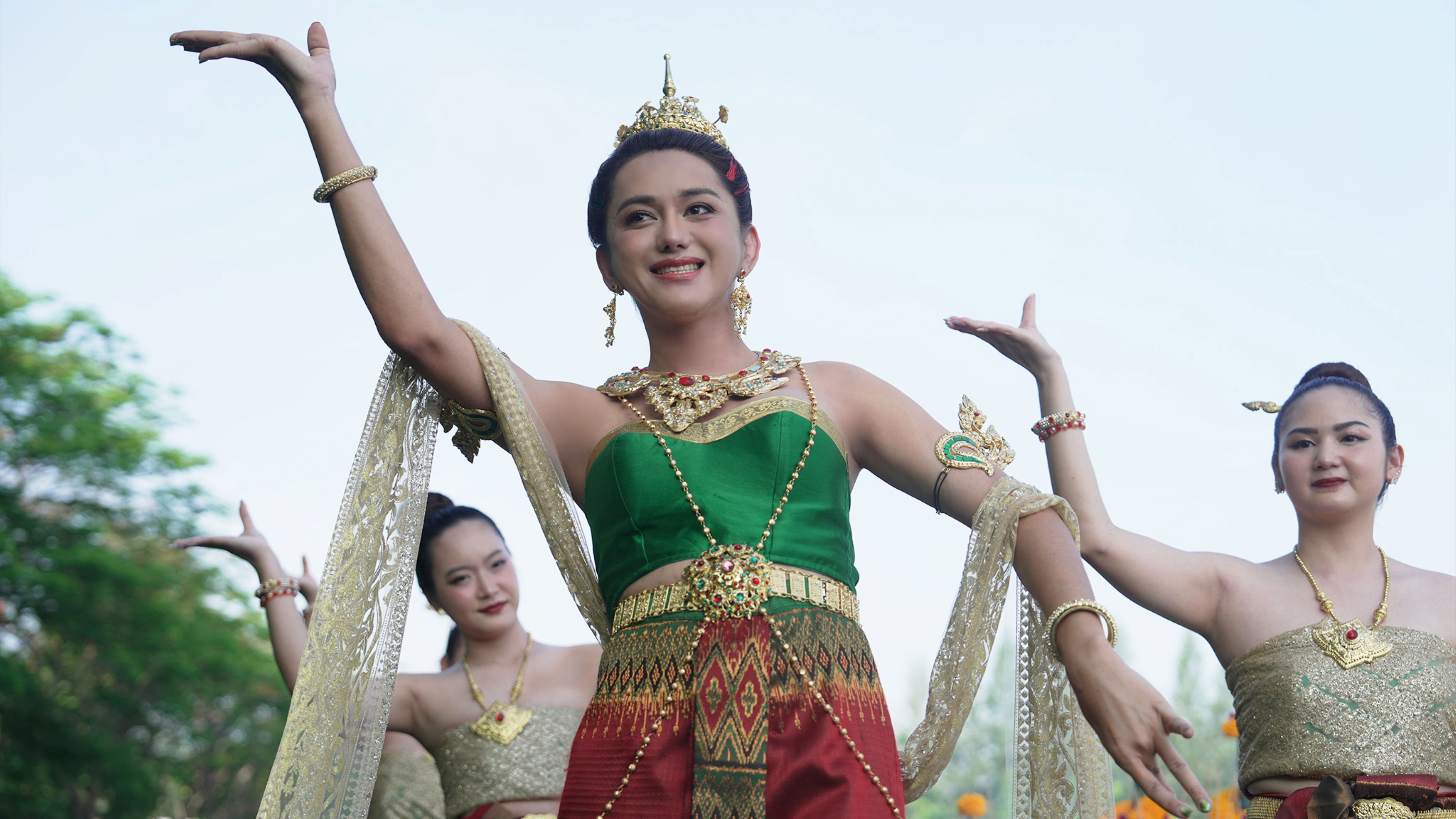 ดีว่า..ราวี นินิว 