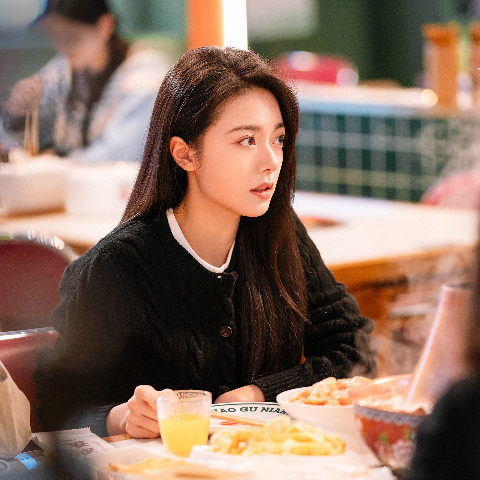 ซ่งเวยหลง-จ้าวจินม่าย เคมีสว่างไสวใน 