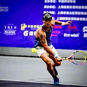 ออร่ามาเต็ม! น้องเนเน่ ลูกสาวอู๋จุน วัย 15 ปี สวยสะดุดตา ถูกจับตาเตรียมเข้าวงการ