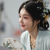 ประวัติ หูอี้เสวียน (Hu Yi Xuan)